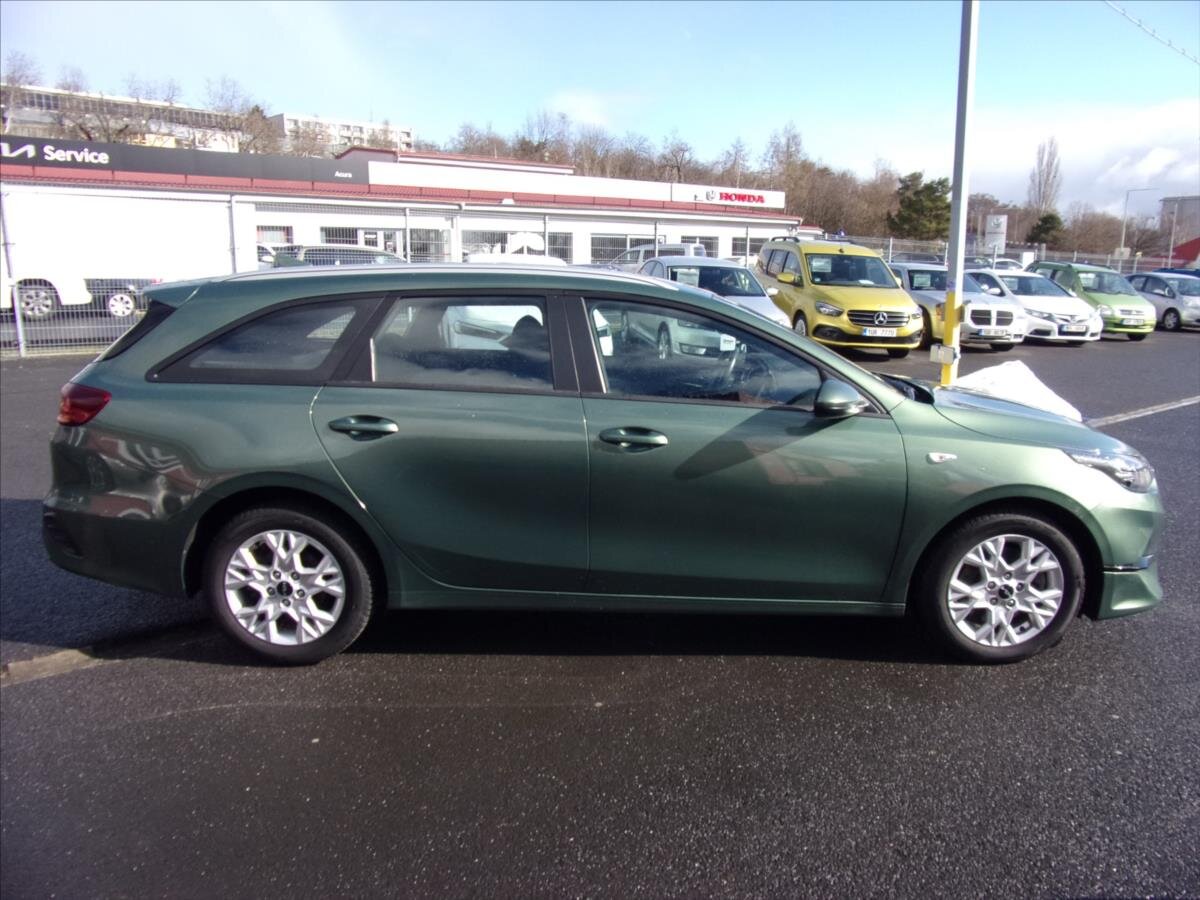 KIA Ceed Kombi 1,5 l 117 kw