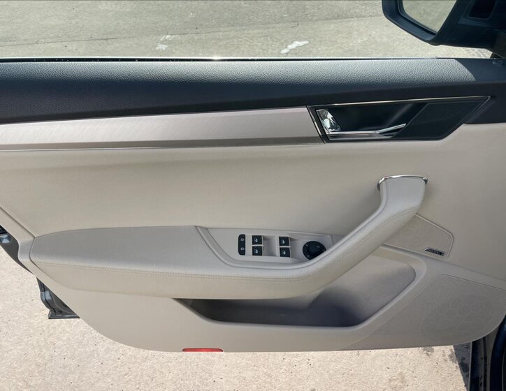 Škoda Superb Kombi 2,0 l 147 kw