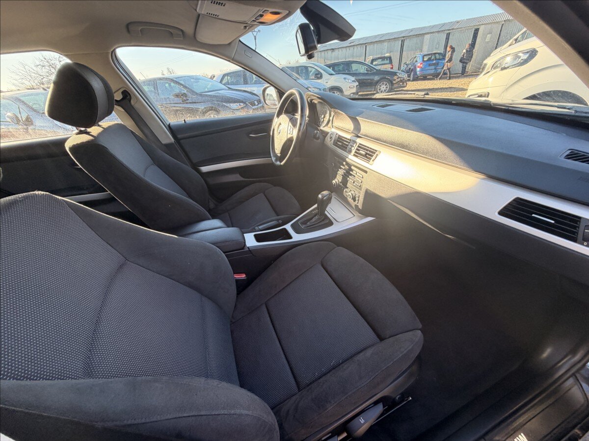 BMW Řada 3 Kombi 2,0 l 105 kw