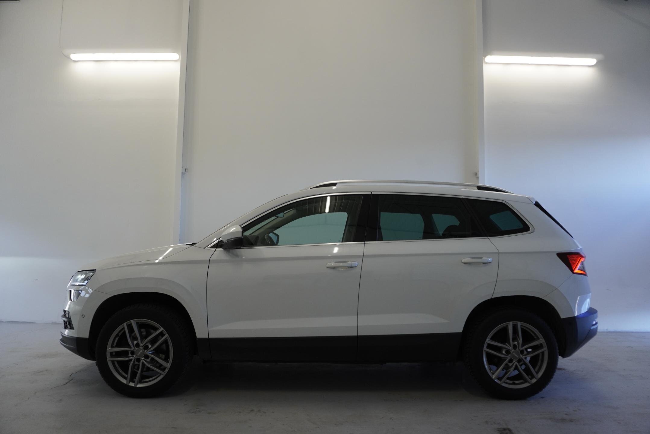 Škoda Karoq SUV / Terénní 1,5 l 110 kw