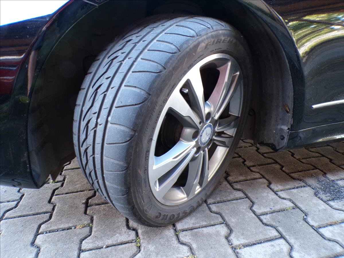 Mercedes-Benz Třídy E