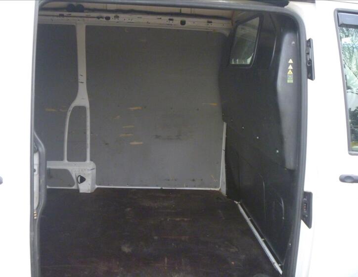 Volkswagen Transporter 21