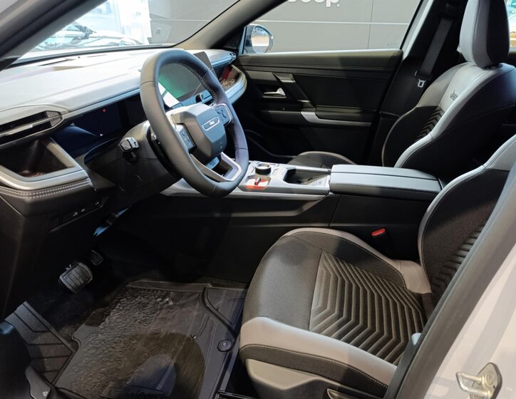 Jeep Compass SUV / Terénní 1,2 l 107 kw