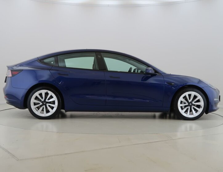 Tesla Model 3 Sedan / Limuzína 0,0 0