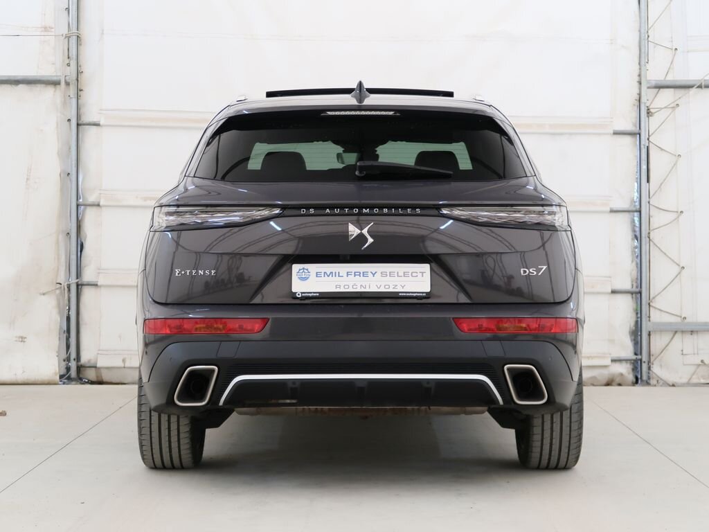 DS Automobiles DS7 Crossback SUV / Terénní 1,6 l 133 kw