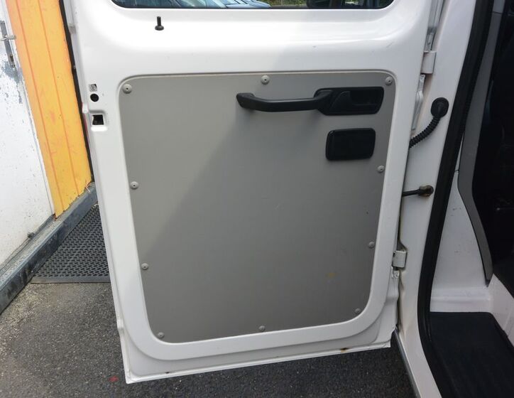 Volkswagen Transporter 24