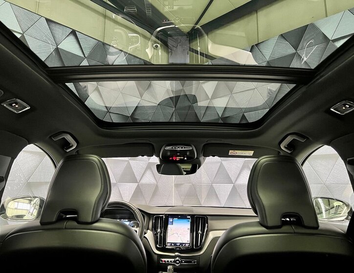 Volvo XC60 SUV / Terénní 2,0 l 288 kw