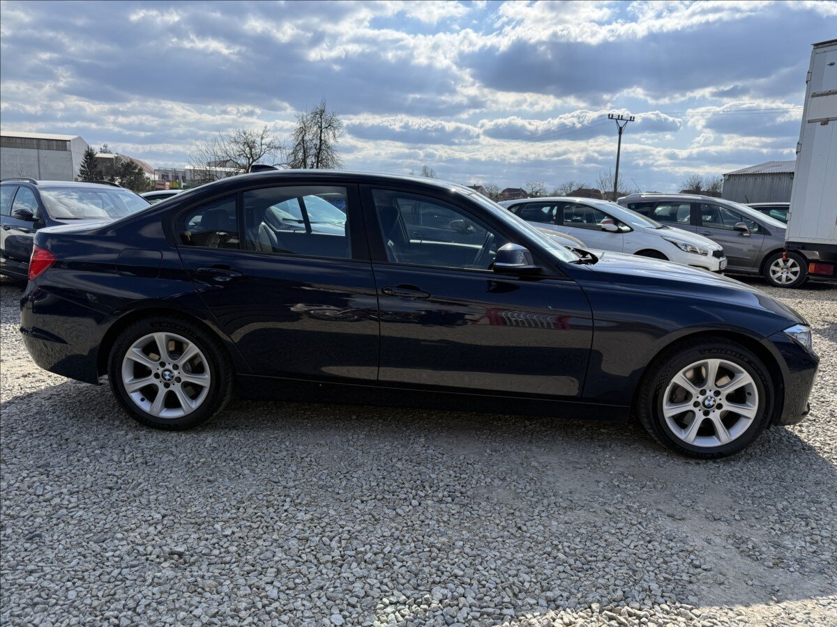 BMW Řada 3 Sedan 3,0 l 225 kw