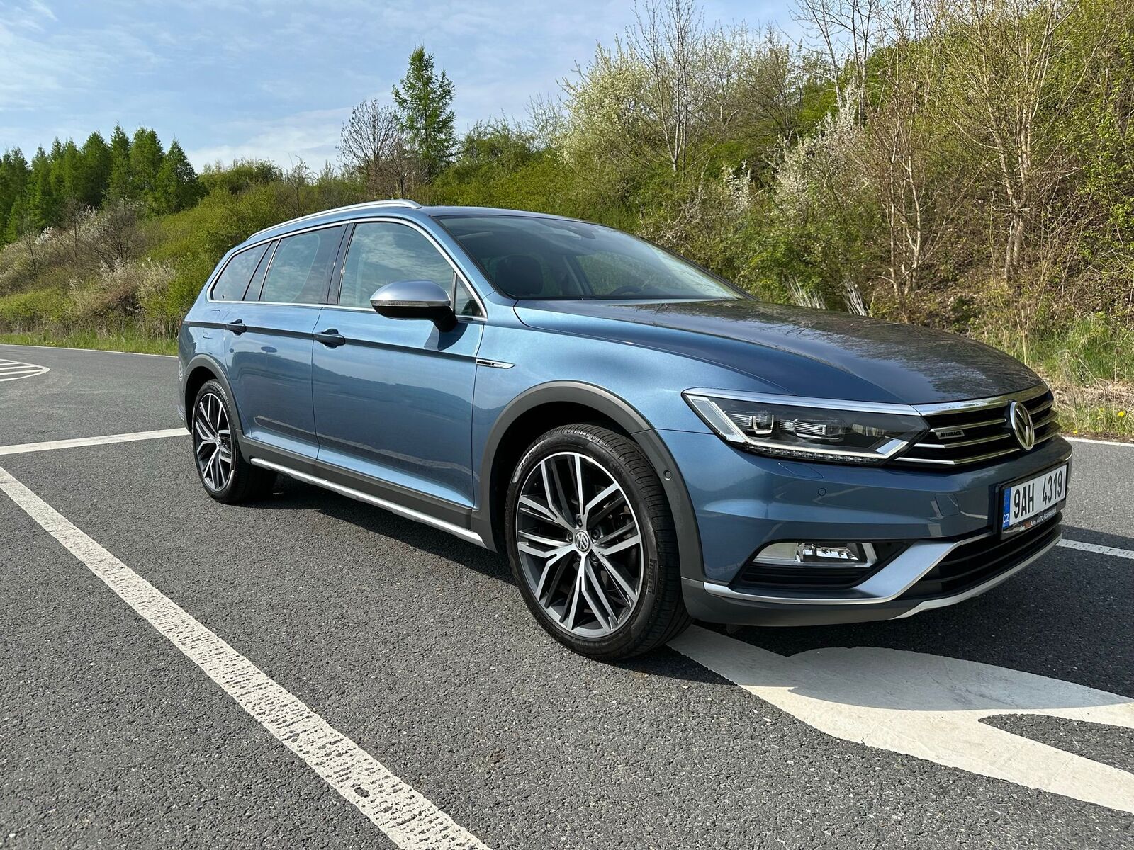Volkswagen Passat 2
