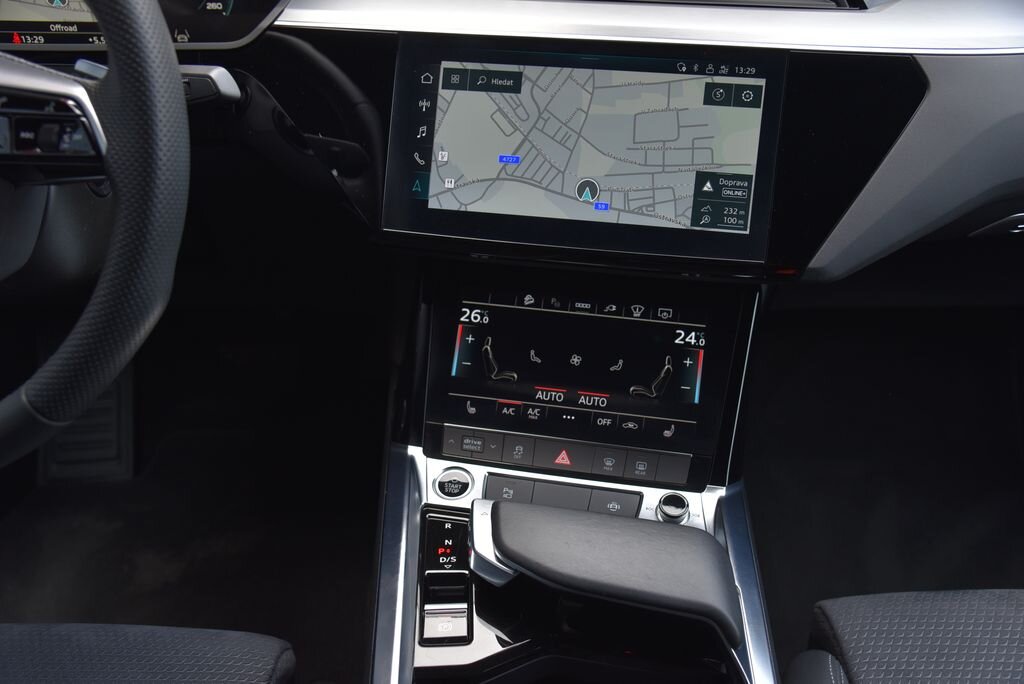 Audi e-tron SUV 0,0 300 kw