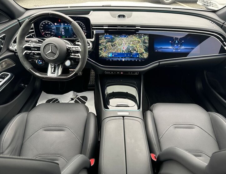 Mercedes-Benz Třídy E Sedan / Limuzína 3,0 l 330 kw