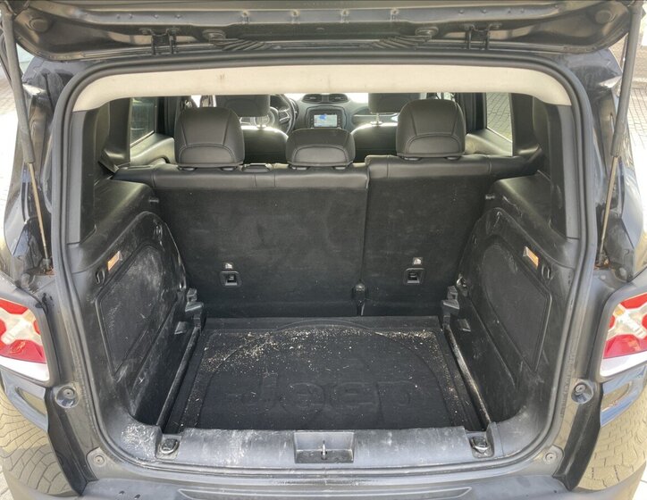 Jeep Renegade SUV / Terénní 2,0 l 103 kw