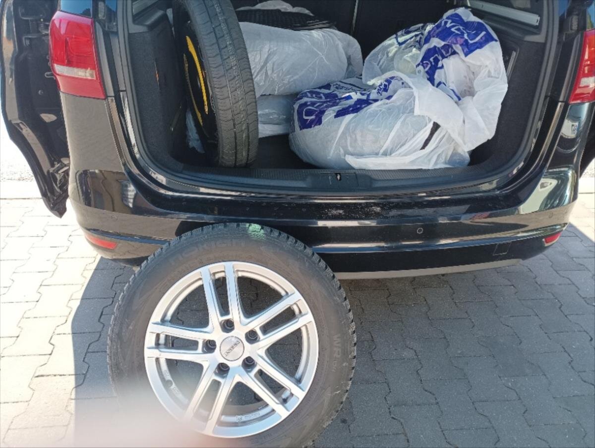 Volkswagen Sharan Kombi 2,0 l 130 kw