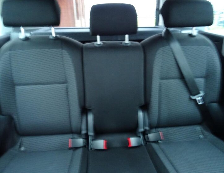 Škoda Roomster MPV 1,2 l 63 kw