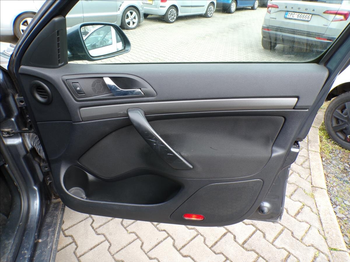 Škoda Octavia Kombi 2,0 l 103 kw