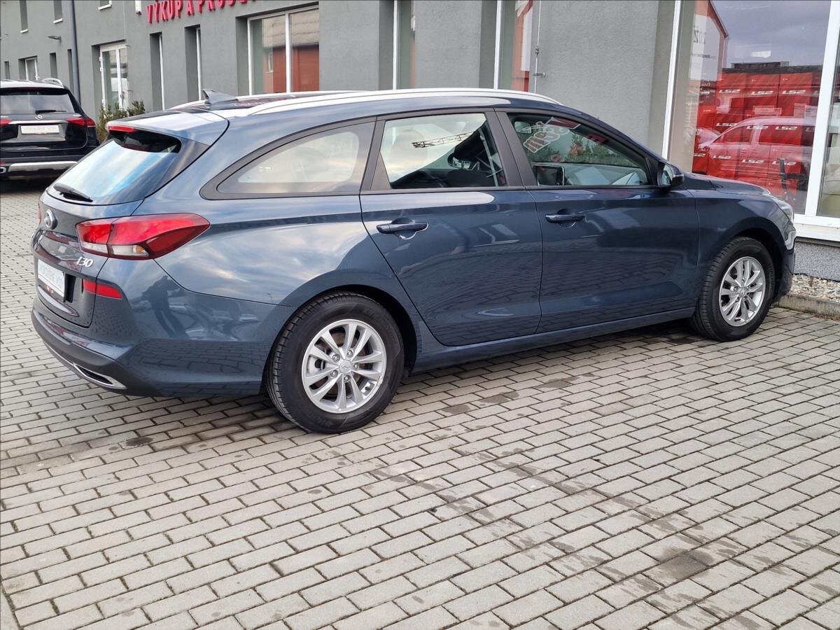 Hyundai i30 Kombi 1,6 l 85 kw