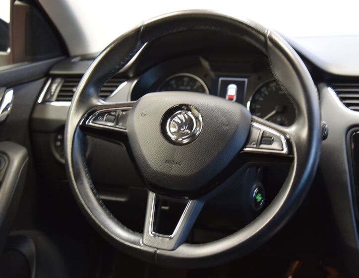 Škoda Octavia 25