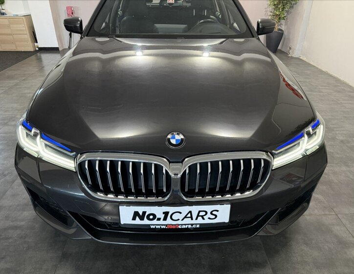 BMW Řada 5 Kombi 3,0 l 210 kw