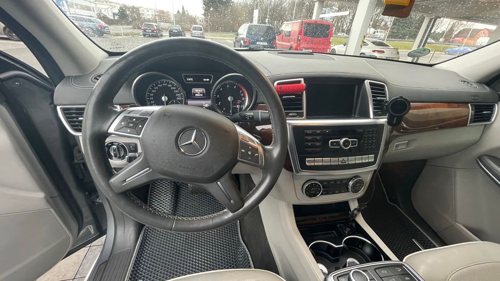 Mercedes-Benz GL