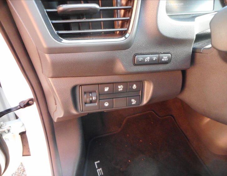 Nissan Leaf Hatchback 0,0 90 kw