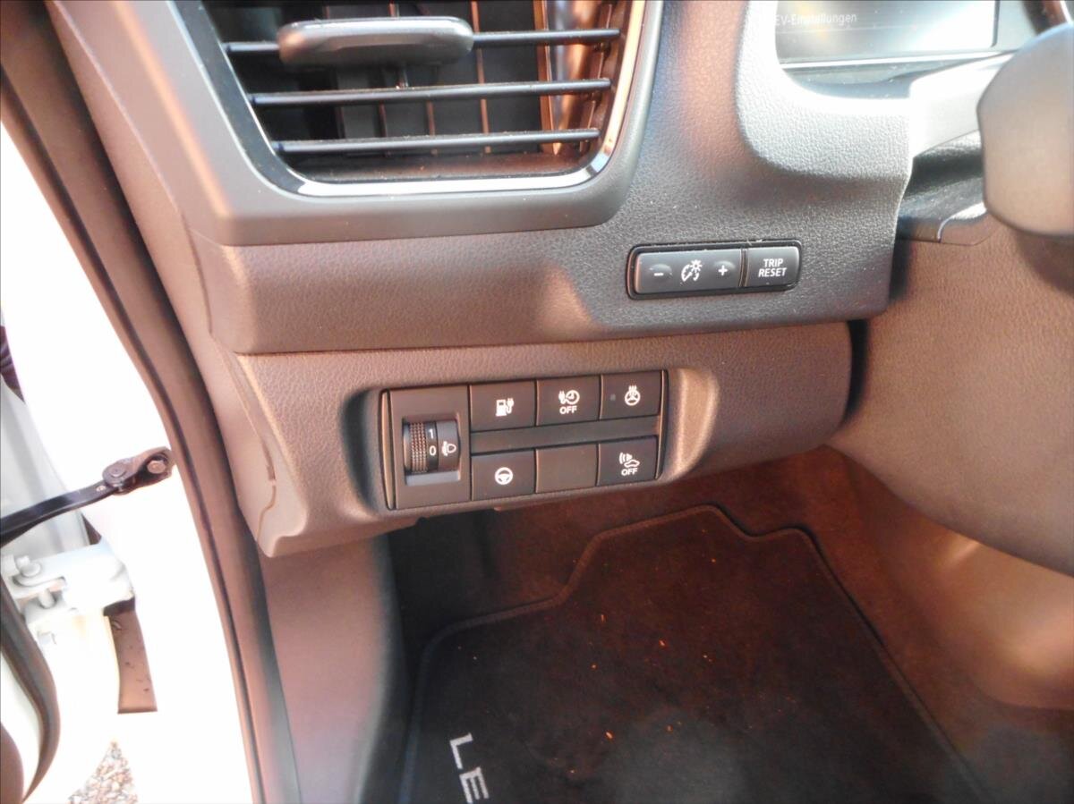 Nissan Leaf Hatchback 0,0 90 kw