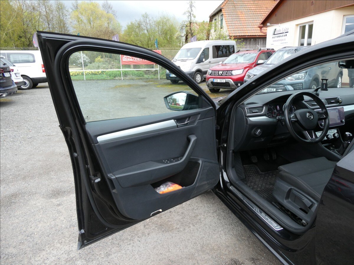 Škoda Superb Kombi 1,6 l 88 kw