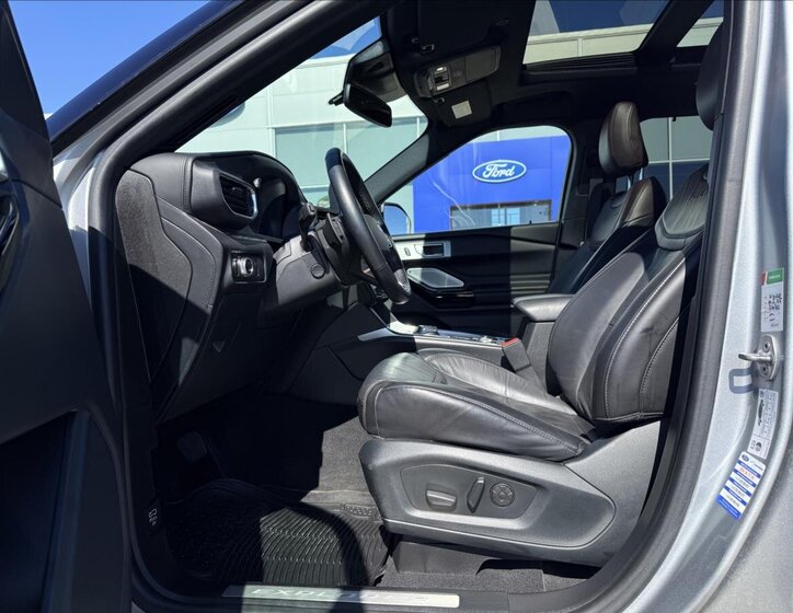 Ford Explorer SUV / Terénní 3,0 l 336 kw