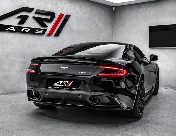 Aston Martin Vanquish 7