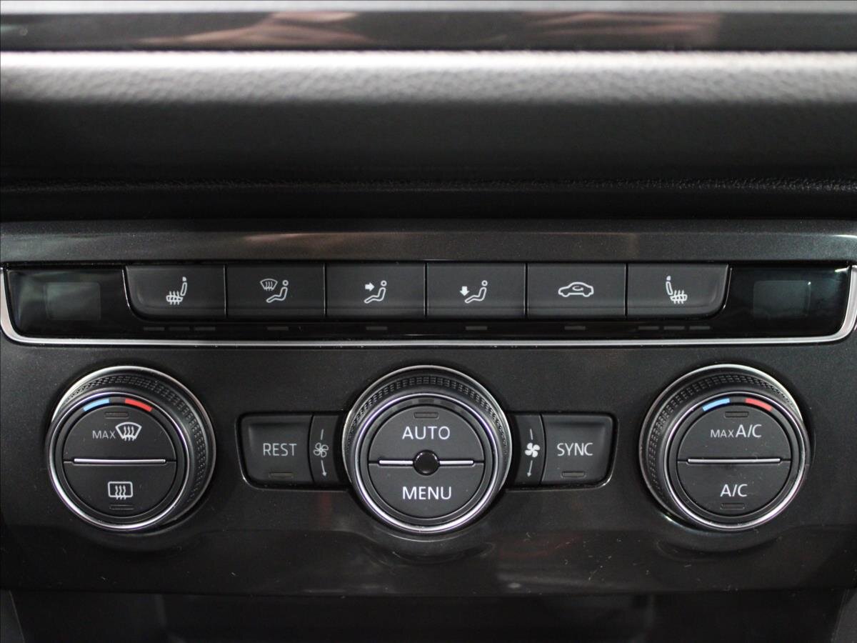 Volkswagen Tiguan SUV / Terénní 2,0 l 137 kw