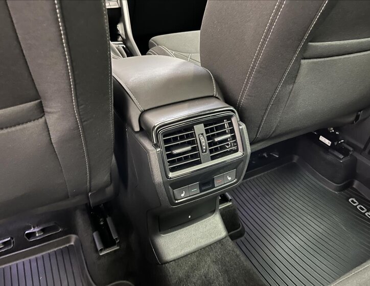 Škoda Karoq SUV 2,0 l 110 kw