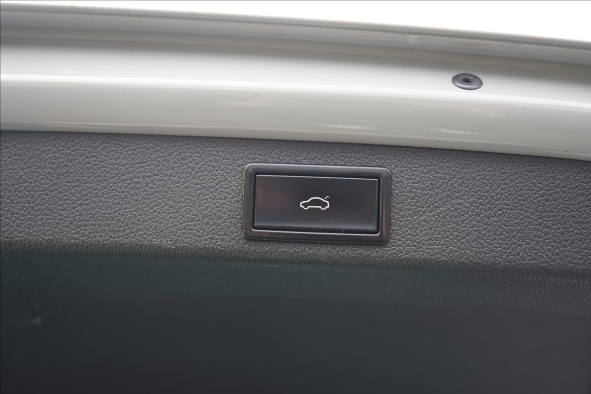 Škoda Superb Kombi 1,4 l 115 kw