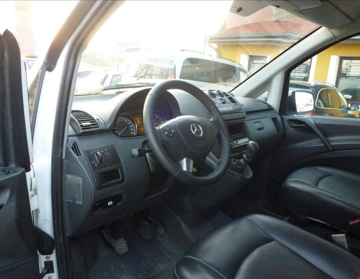 Mercedes-Benz Vito 15