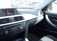 BMW Řada 3 Sedan / Limuzína 2,0 l 105 kw