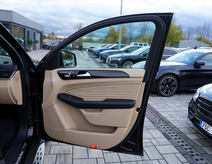 Mercedes-Benz GLE 21