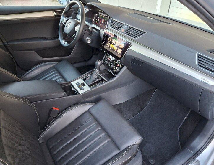 Škoda Superb Sedan 2,0 l 206 kw