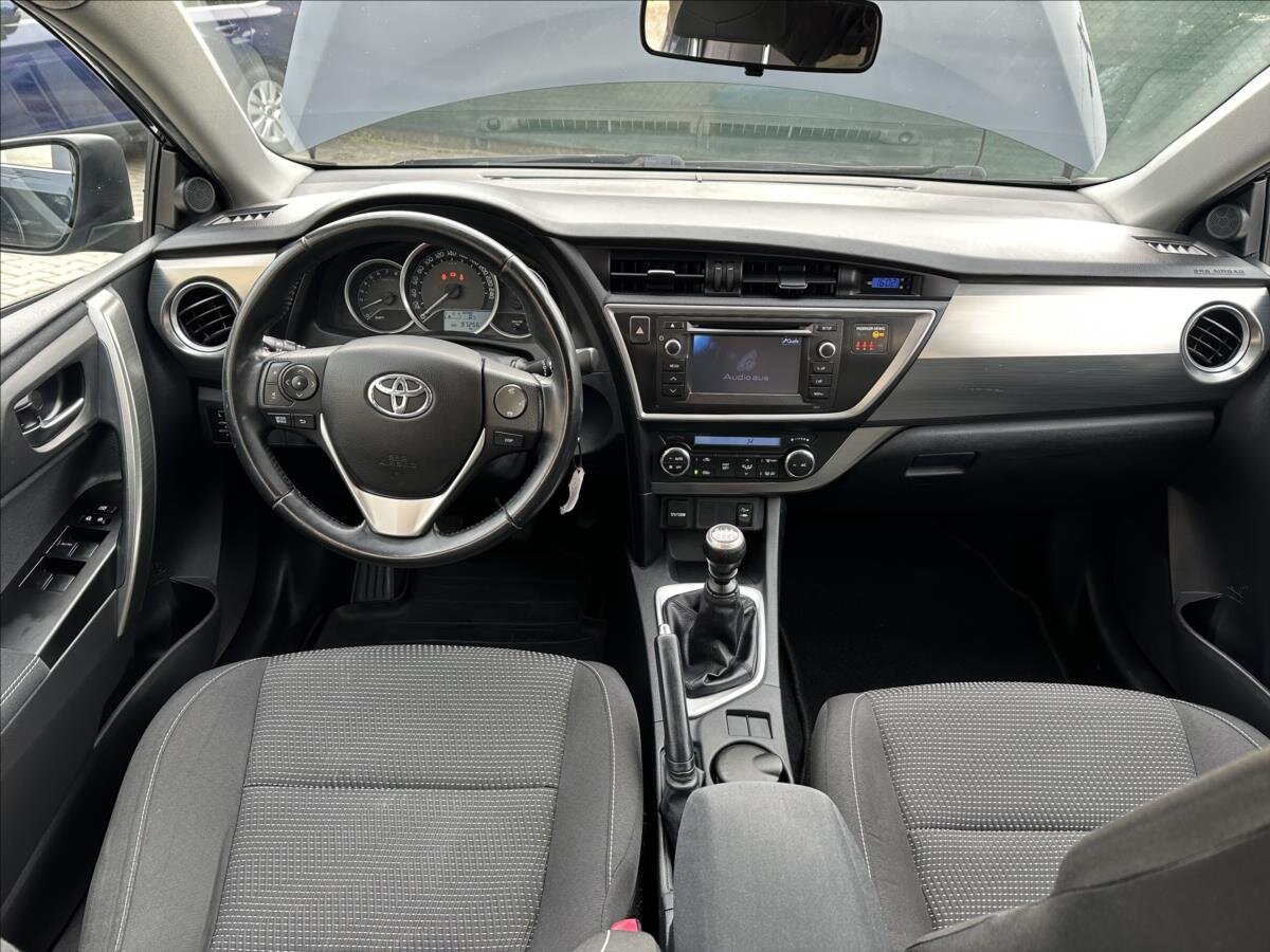 Toyota Auris Hatchback 1,6 l 98 kw