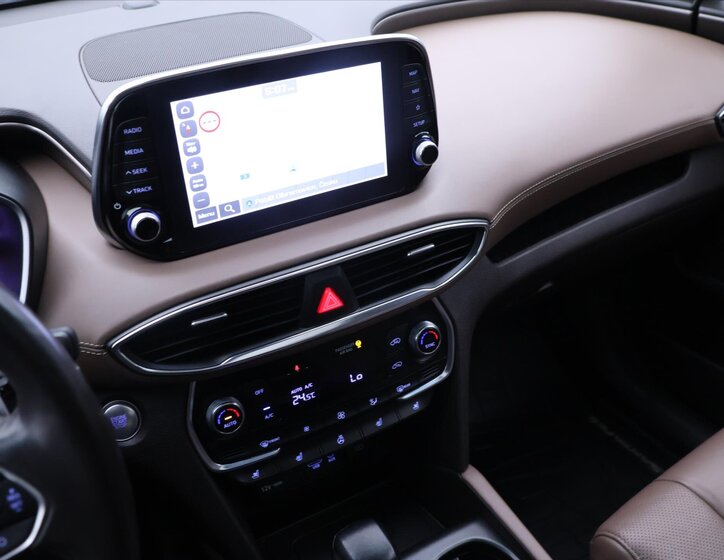 Hyundai Santa Fe SUV 2,2 l 147 kw