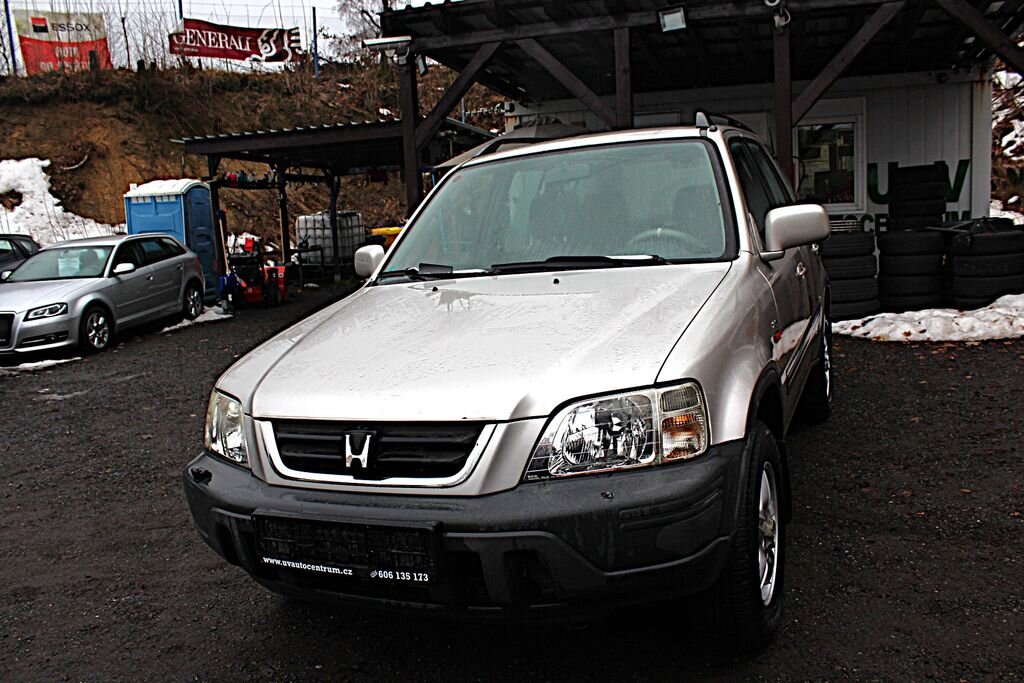 Honda CR-V SUV / Terénní 2,0 l 94 kw