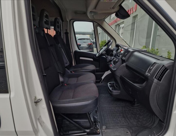 Citroën Jumper Skříň 2,2 l 103 kw