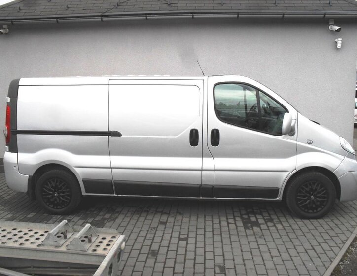 Opel Vivaro Ostatní 2,0 l 84 kw