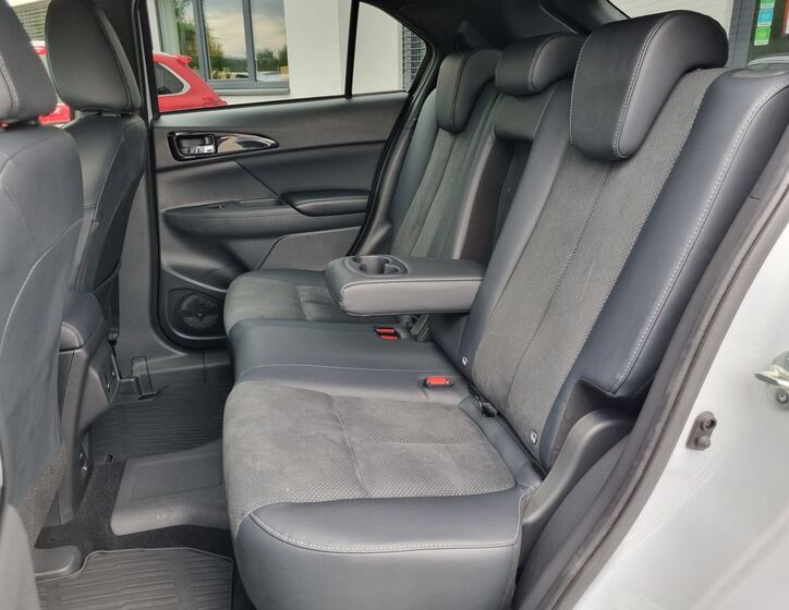 Mitsubishi Ostatní 12