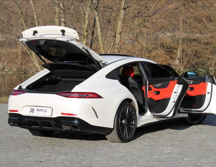 Mercedes-Benz AMG GT Kombi 4,0 l 430 kw