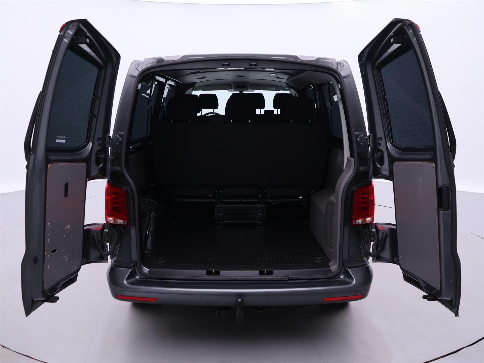 Volkswagen Transporter Kombi 2,0 l 110 kw