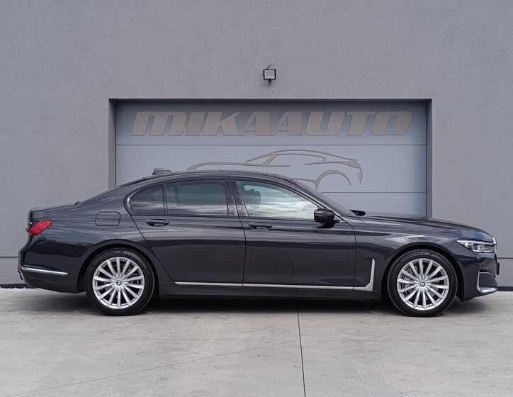 BMW Řada 7 Ostatní 3,0 l 250 kw