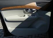 Volvo XC90 8