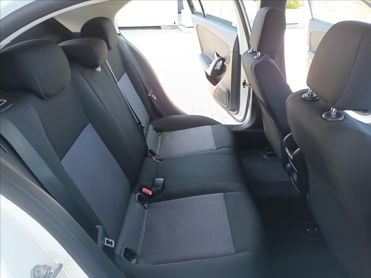 Mercedes-Benz Třídy A Hatchback 1,3 l 80 kw