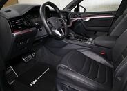 Volkswagen Touareg 13