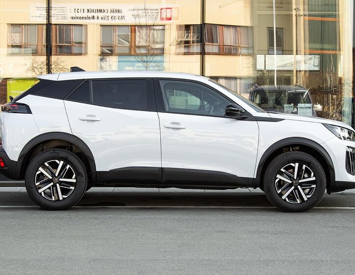 Peugeot 2008 SUV / Terénní 1,2 l 81 kw