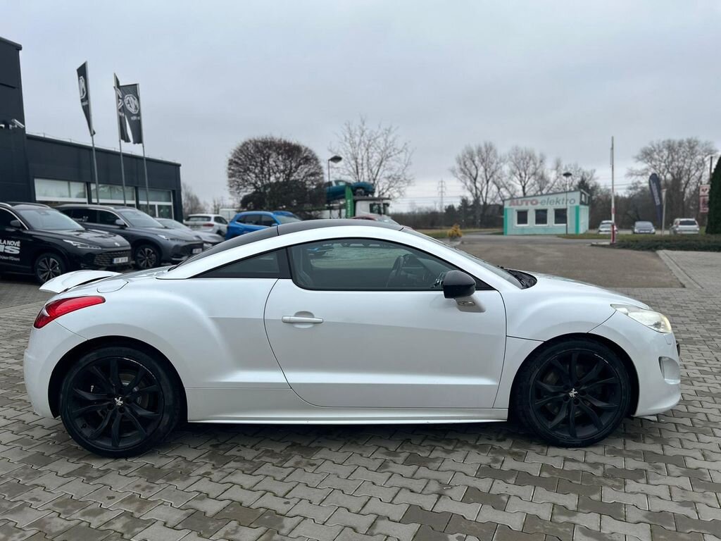 Peugeot RCZ