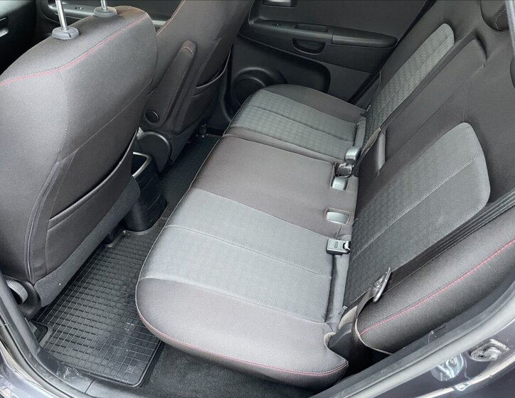 KIA Venga Sedan 1,6 l 91 kw